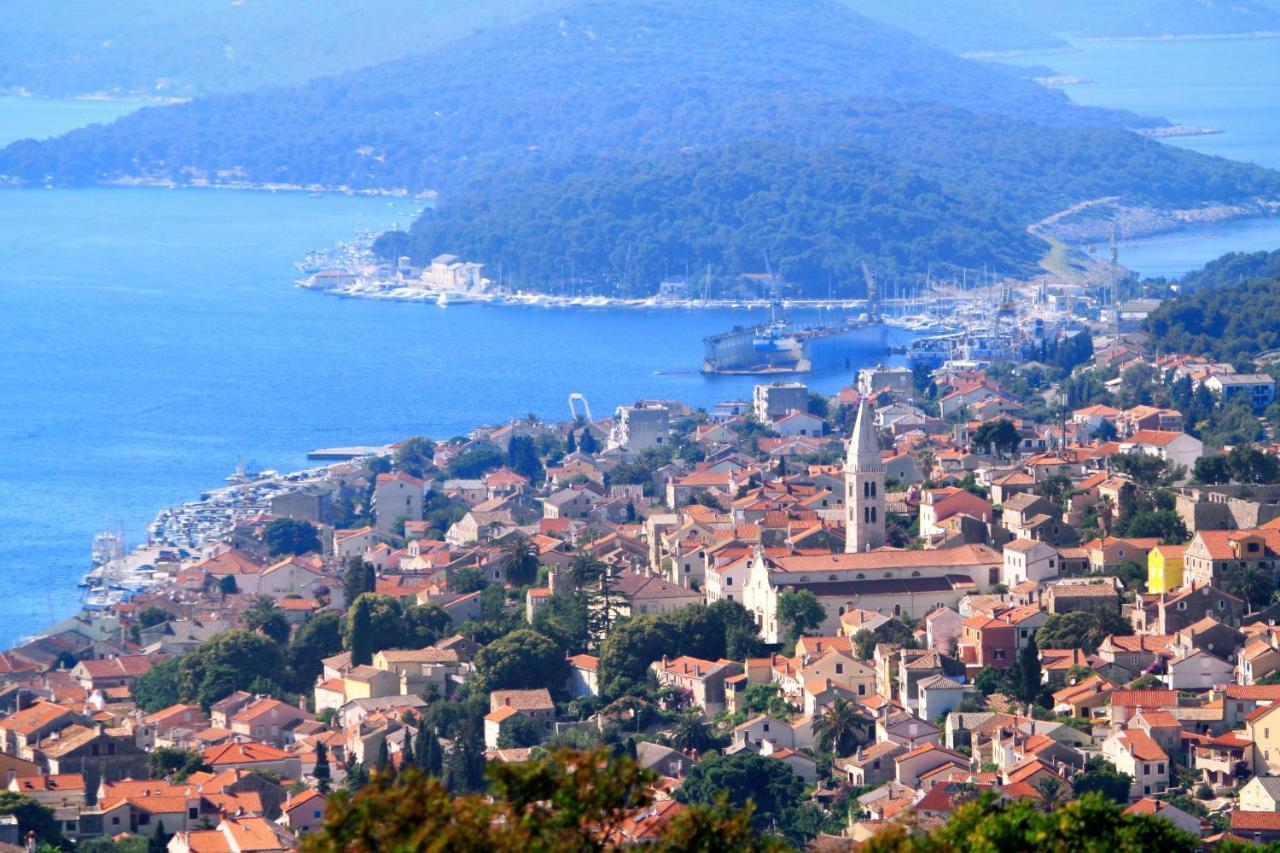 Apartments By The Sea Mali Lošinj Exteriör bild