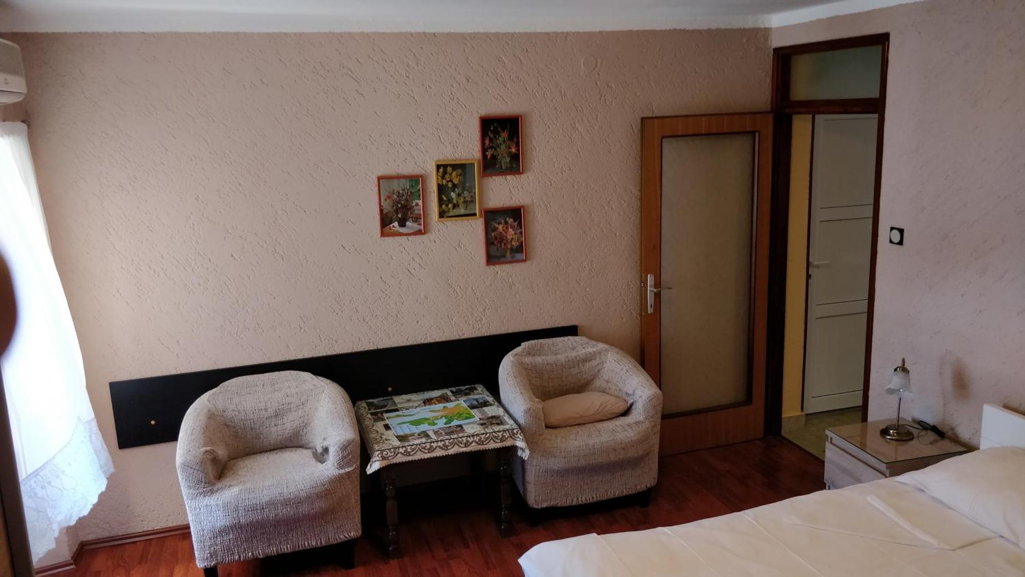 Apartments By The Sea Mali Lošinj Rum bild